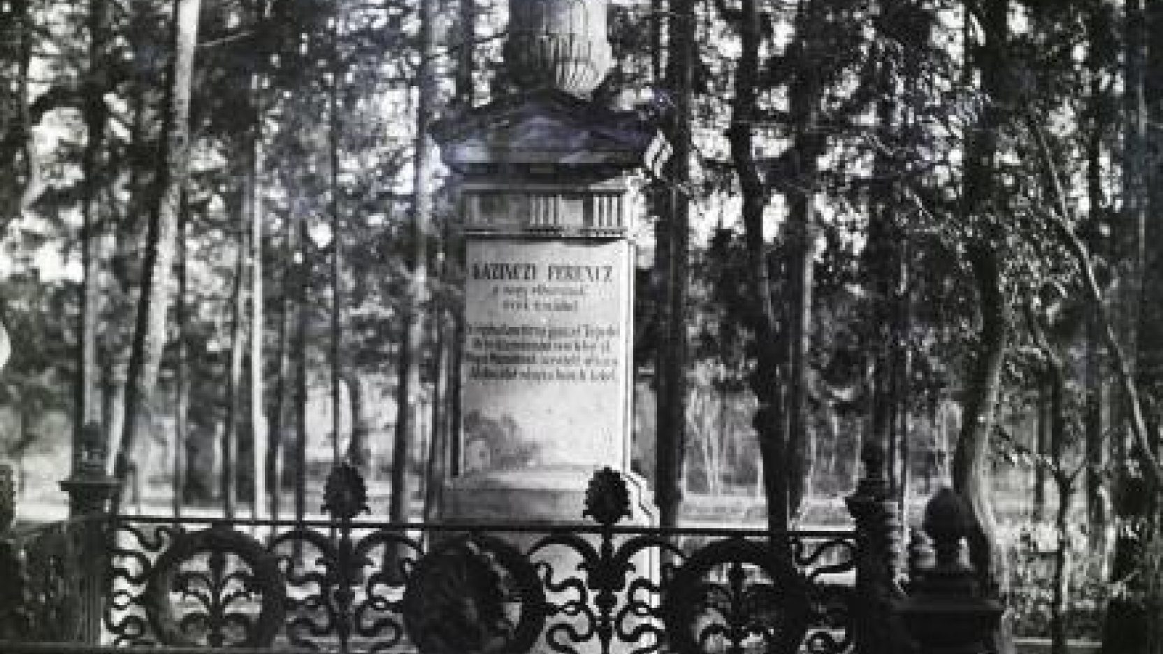 A Kazinczy-sír és a síremlék 1939-ben